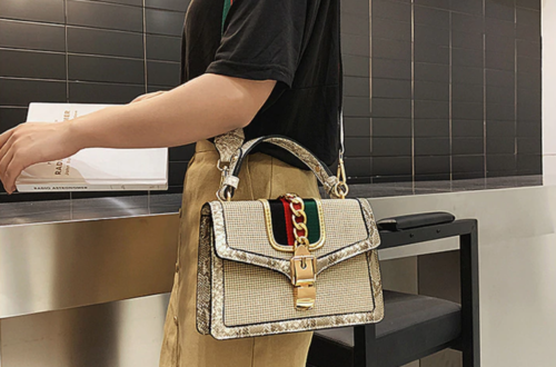 alt="Five Trendy Handbags to Add in Your Collection"