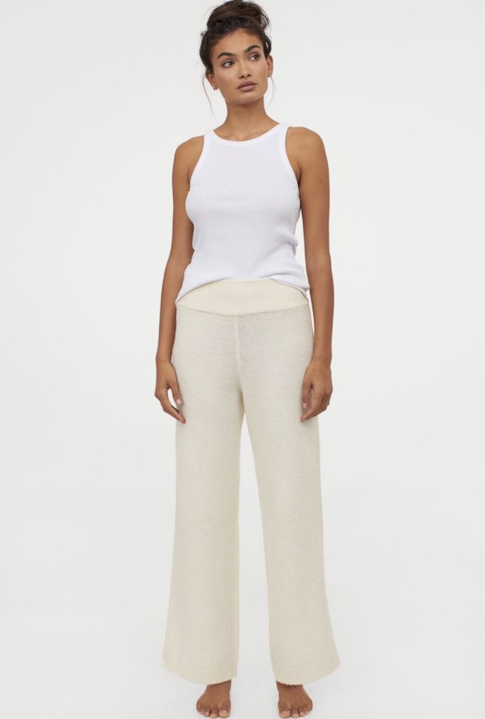 alt="Affordable High-Waist Knitted Pants"