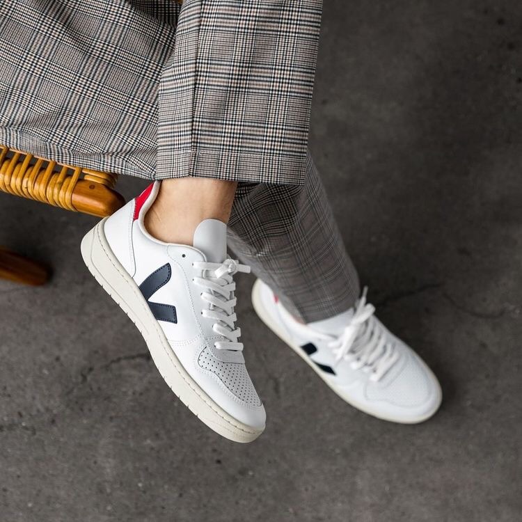 4 Basic Sneakers Every Woman Needs to Own This Fall - thatgirlArlene
