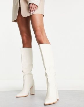 alt="12 Heeled Shoes From ASOS To Add in Your Wishlist 2022"