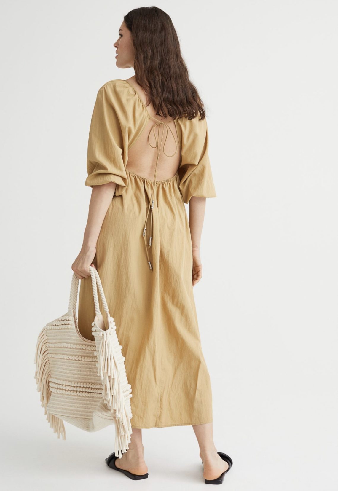 alt="12 New H&M Summer Dresses That Are Worth Checking"
