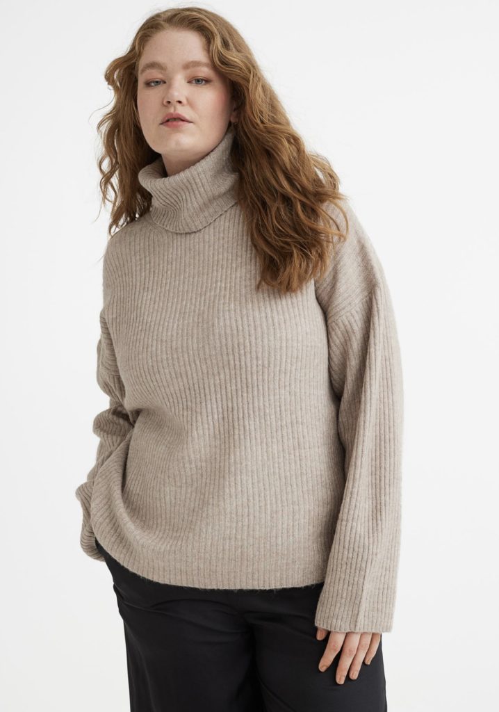 alt="Best Knitted Sweaters to Jumpstart your Fall Wardrobe 2022"